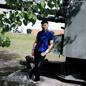 Meet your Posher, Ervin e